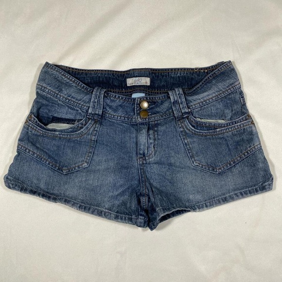 Size 9 – SO Micro Mini Denim Jean Shorts Low Rise Y2K Cutoff Festival Style - Picture 1 of 5